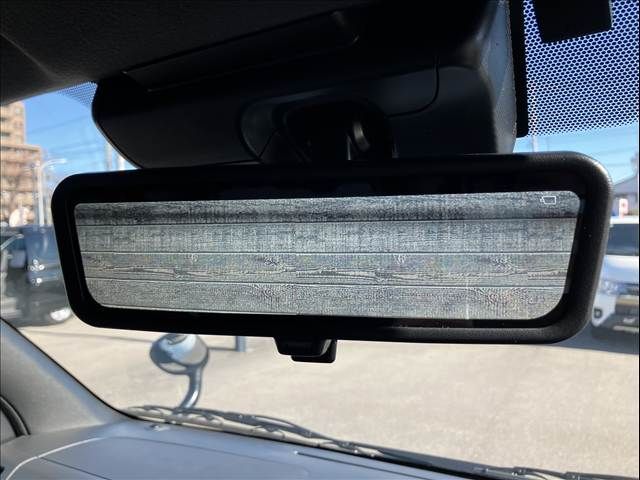 TOYOTA HIACE VAN 2WD 2025 Image 31