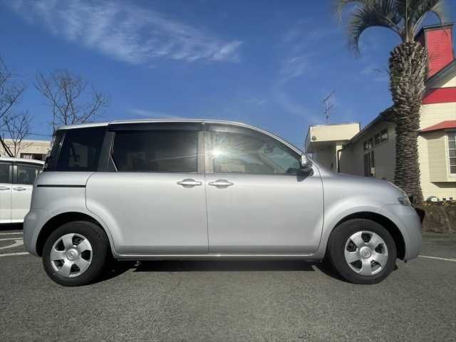 TOYOTA SIENTA 2014 Image 31