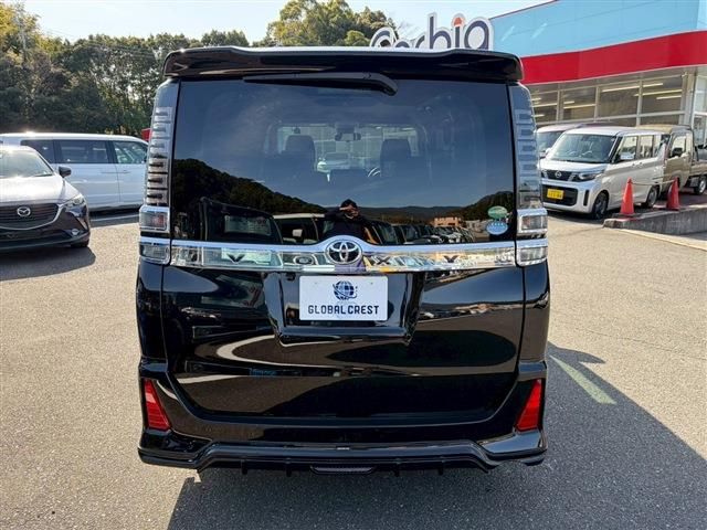 TOYOTA VOXY 2017 Image 31