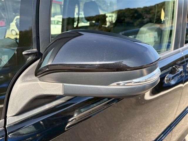 TOYOTA VOXY 2017 Image 31