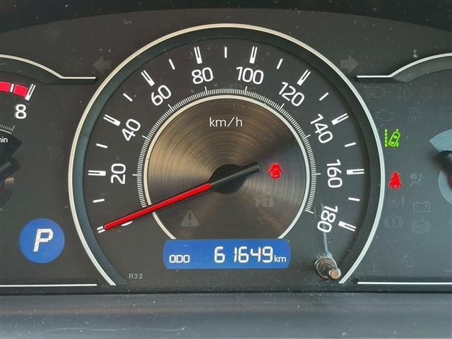 TOYOTA VOXY 2017 Image 31