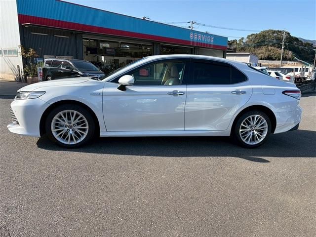 TOYOTA CAMRY HYBRID 2019 Image 31