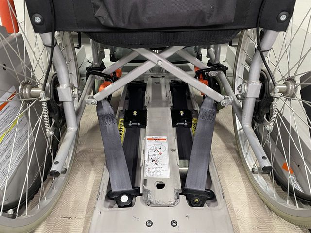 NISSAN SERENA  S-HYBRID 2017 Image 31