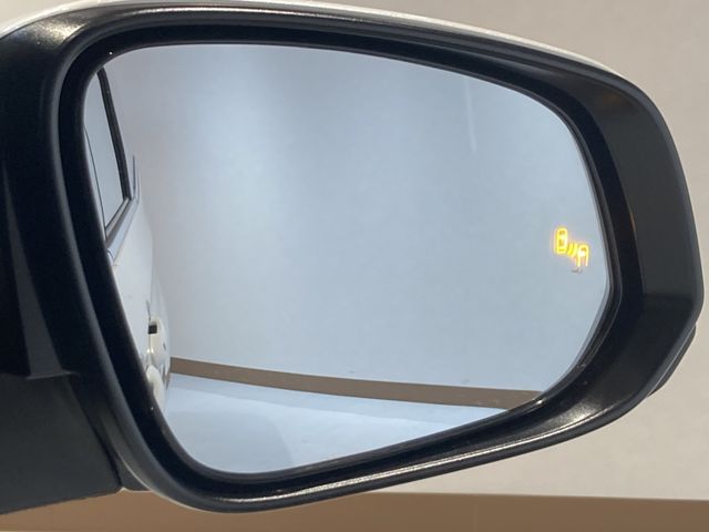 TOYOTA VOXY HYBRID 2026 Image 31