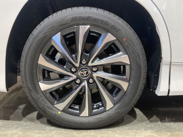 TOYOTA VOXY HYBRID 2026 Image 31