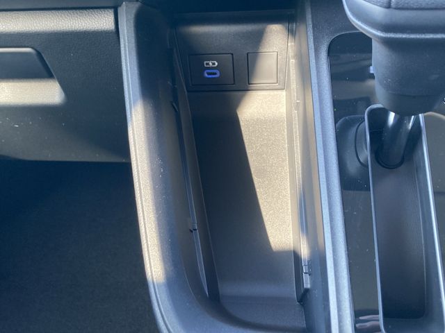 TOYOTA NOAH HYBRID 2026 Image 31