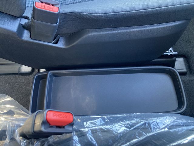 TOYOTA NOAH HYBRID 2026 Image 31