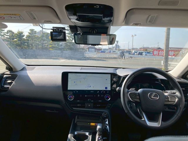 TOYOTA LEXUS NX350H AWD 2023 Image 31