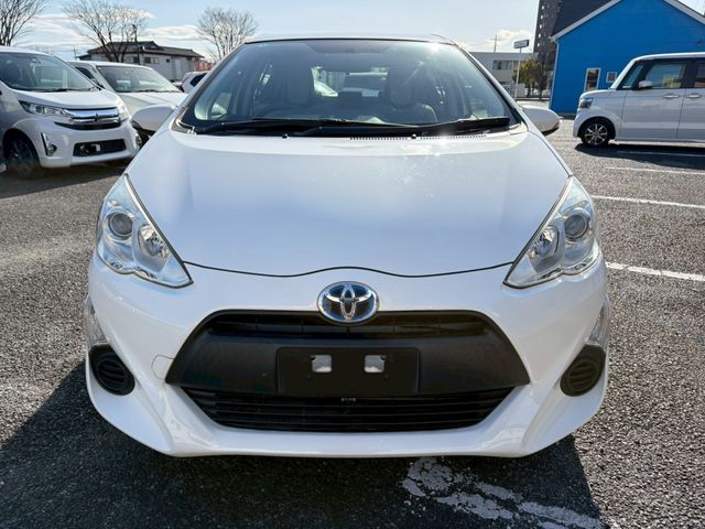 TOYOTA AQUA 2016 Image 31