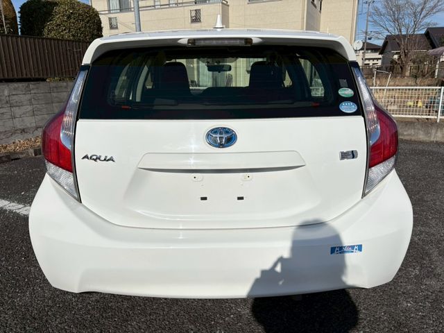 TOYOTA AQUA 2016 Image 31