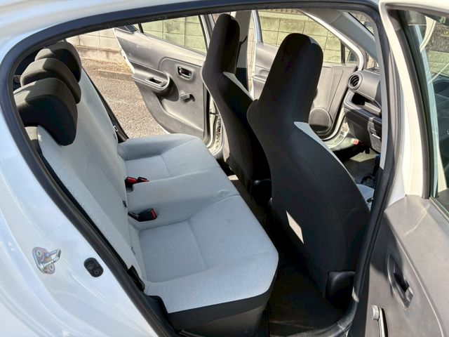 TOYOTA AQUA 2016 Image 31