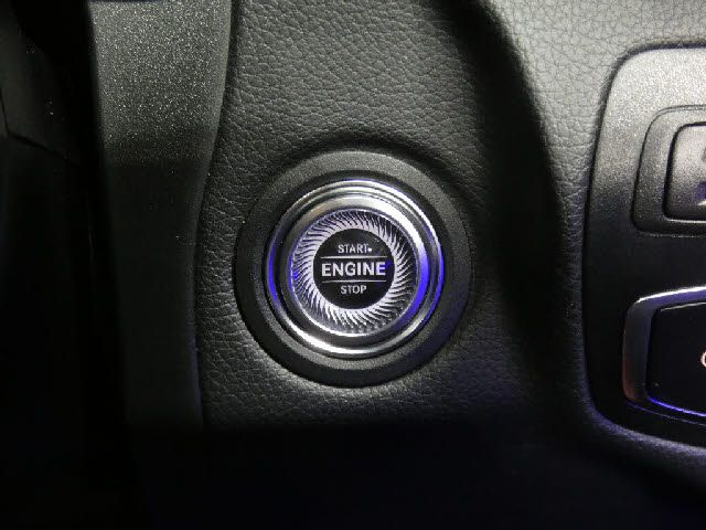 MERCEDES BENZ MERCEDES AMG GLC CLA 2020 Image 31