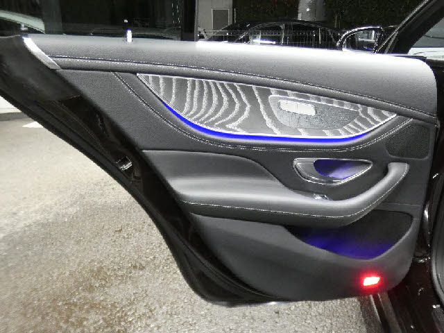 MERCEDES BENZ CLS CL 2019 Image 31