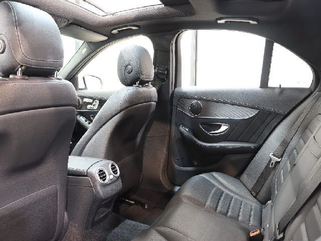 MERCEDES BENZ C CLAS 2015 Image 31