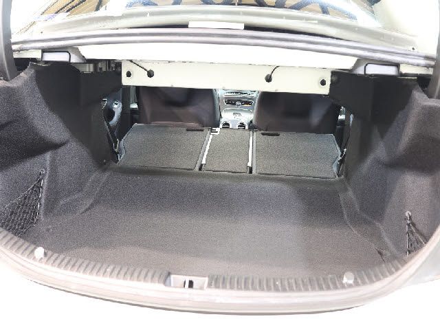 MERCEDES BENZ C CLAS 2015 Image 31