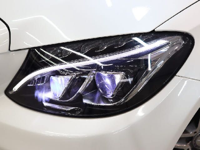 MERCEDES BENZ C CLAS 2015 Image 31