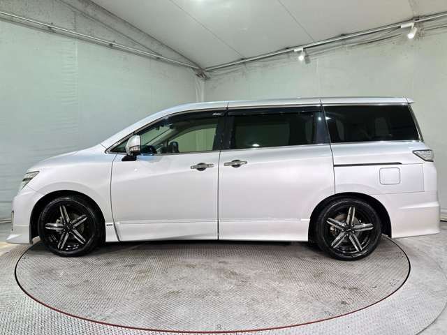 NISSAN ELGRAND  4WD 2014 Image 31