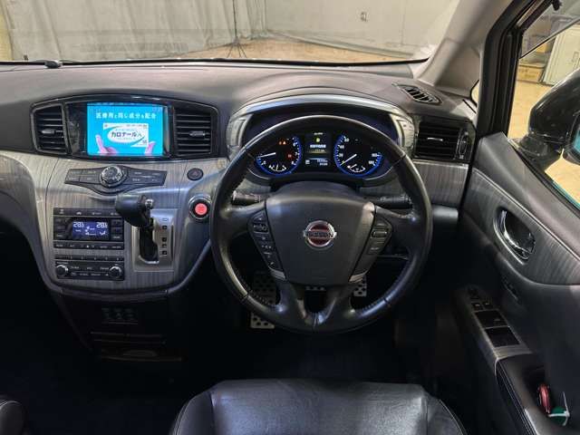NISSAN ELGRAND  4WD 2014 Image 31
