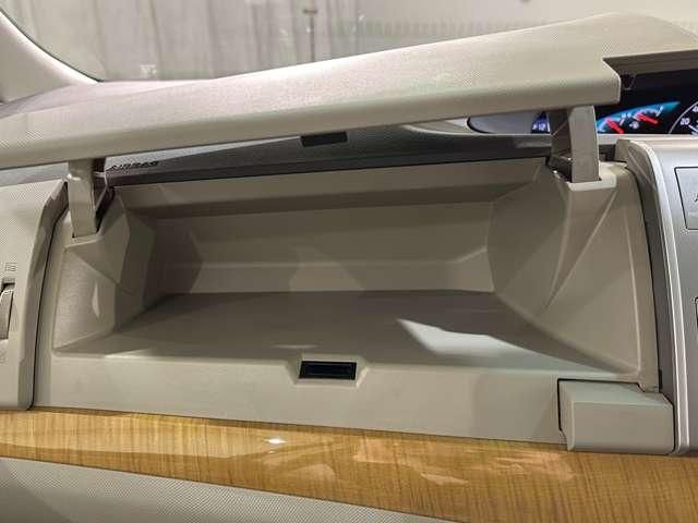 TOYOTA ESTIMA 2007 Image 31