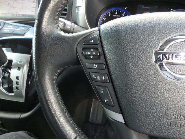 NISSAN ELGRAND 2015 Image 31