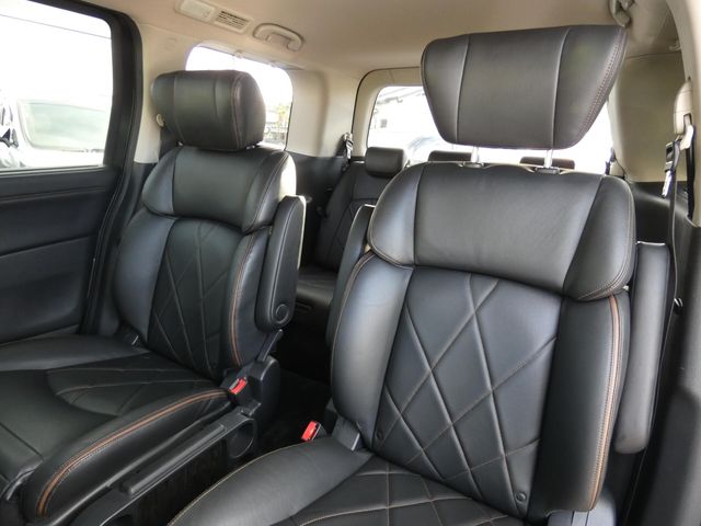NISSAN ELGRAND 2015 Image 31