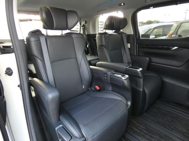 TOYOTA ALPHARD 2018 Image 31