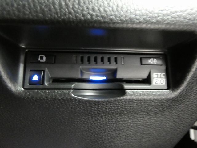 TOYOTA HARRIER 4WD 2020 Image 31