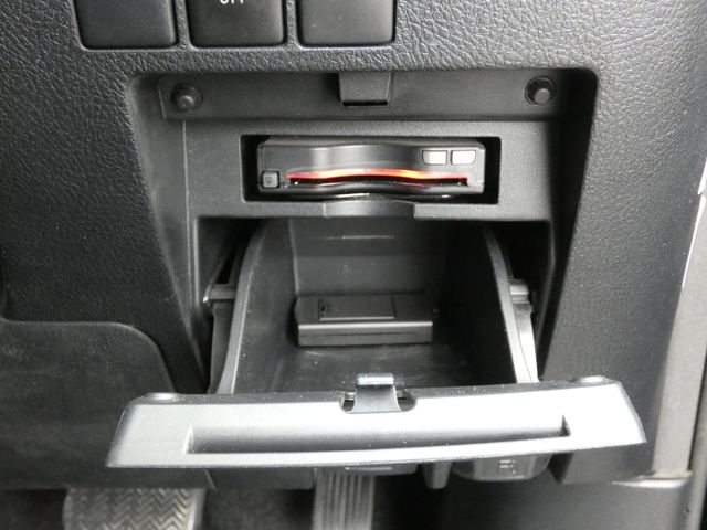 TOYOTA VELLFIRE 2018 Image 31