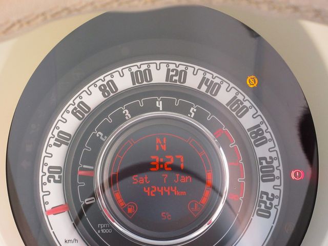 FIAT 500C 2010 Image 31