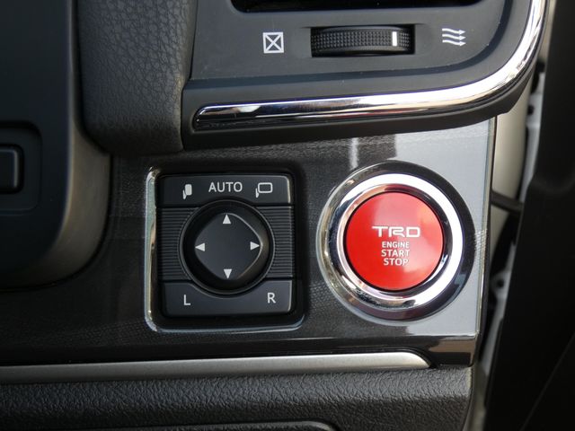 TOYOTA CROWN SEDAN 2014 Image 31