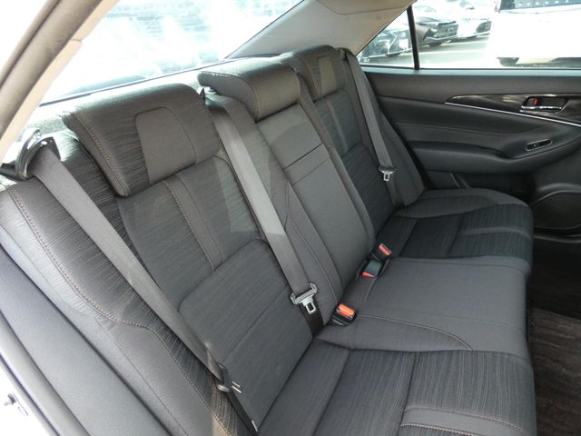 TOYOTA CROWN SEDAN 2014 Image 31