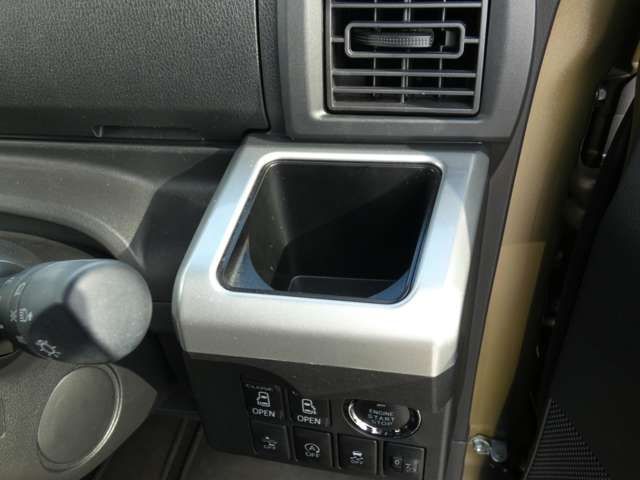 DAIHATSU WAKE 2017 Image 31