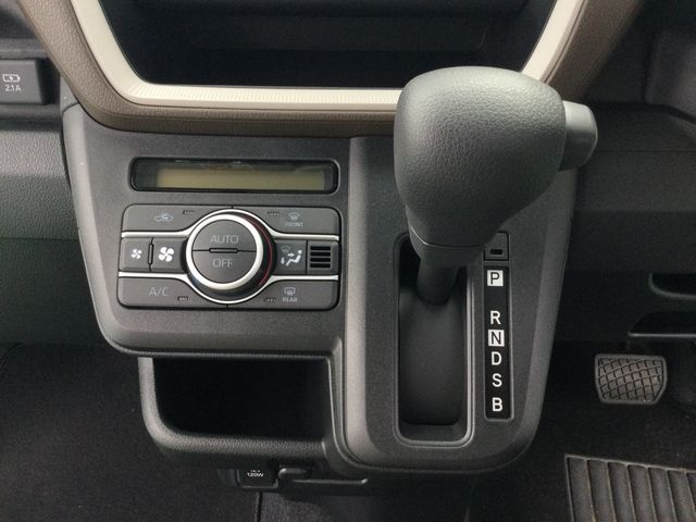 DAIHATSU MOVE 2025 Image 31