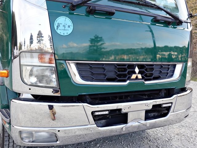 MITSUBISHI FUSOU FIGHTER 2011 Image 31