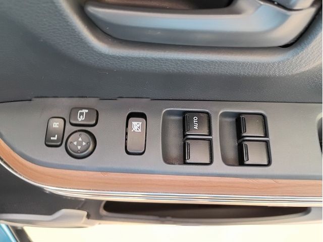 SUZUKI HUSTLER 4WD 2016 Image 31