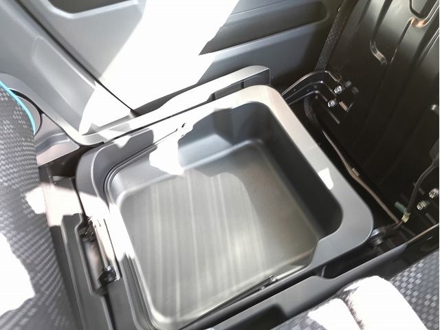 SUZUKI HUSTLER 4WD 2016 Image 31