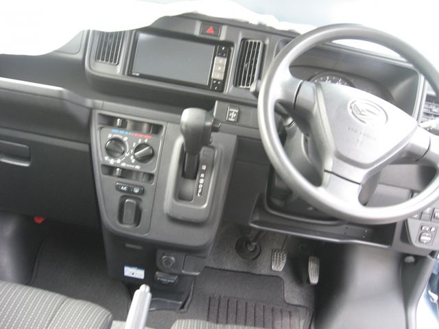 DAIHATSU HIJET CARGO 2018 Image 31