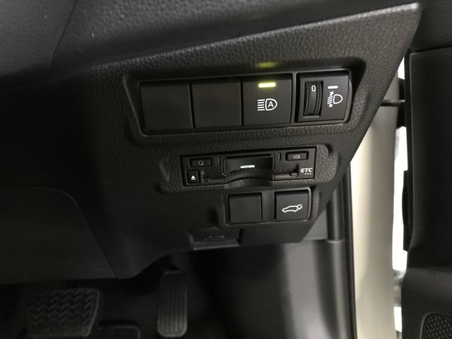 TOYOTA COROLLA CROSS HYBRID 2025 Image 31