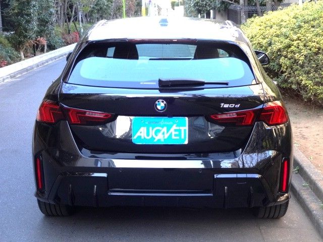 BMW 1SERIES 2025 Image 31