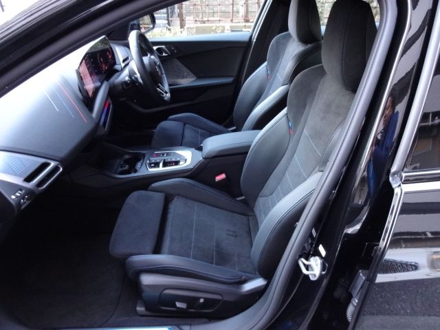 BMW 1SERIES 2025 Image 31