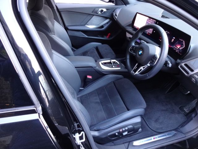 BMW 1SERIES 2025 Image 31