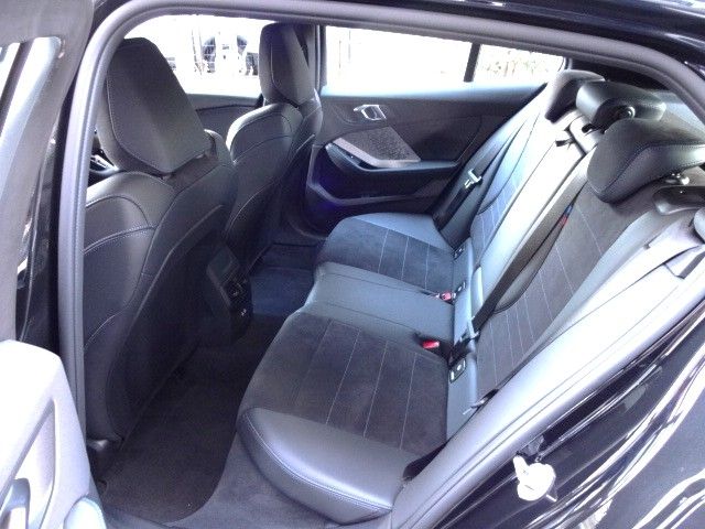 BMW 1SERIES 2025 Image 31