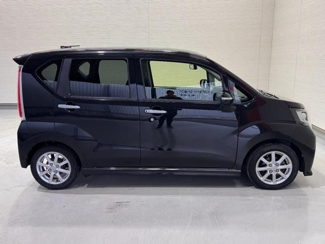 DAIHATSU MOVE CUSTOM 2015 Image 31