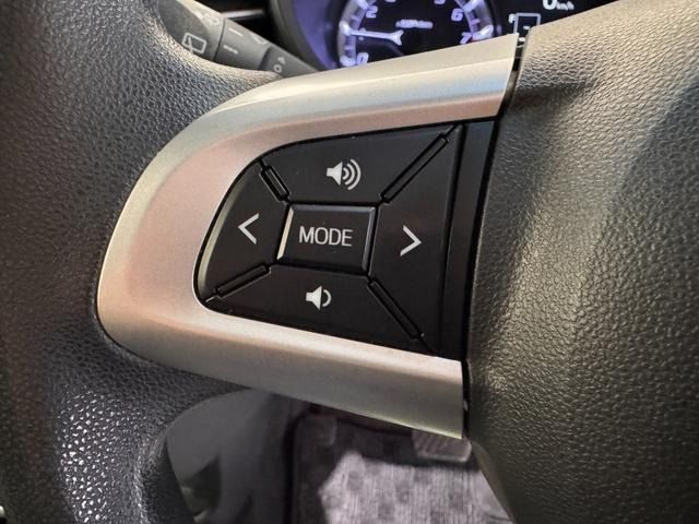 DAIHATSU MOVE CUSTOM 2015 Image 31