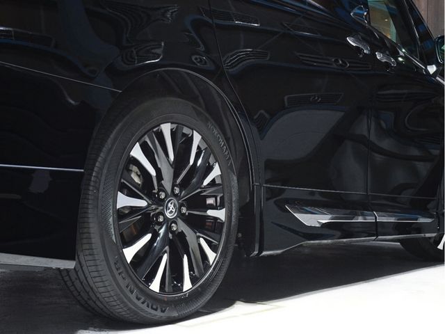 TOYOTA ALPHARD HYBRID 2023 Image 31