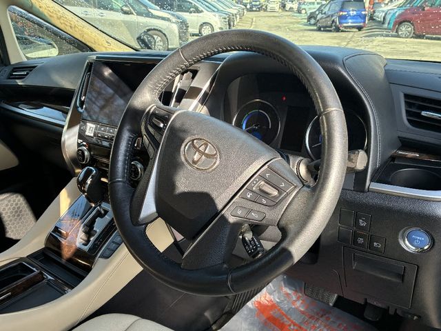 TOYOTA ALPHARD HYBRID 4WD 2018 Image 31