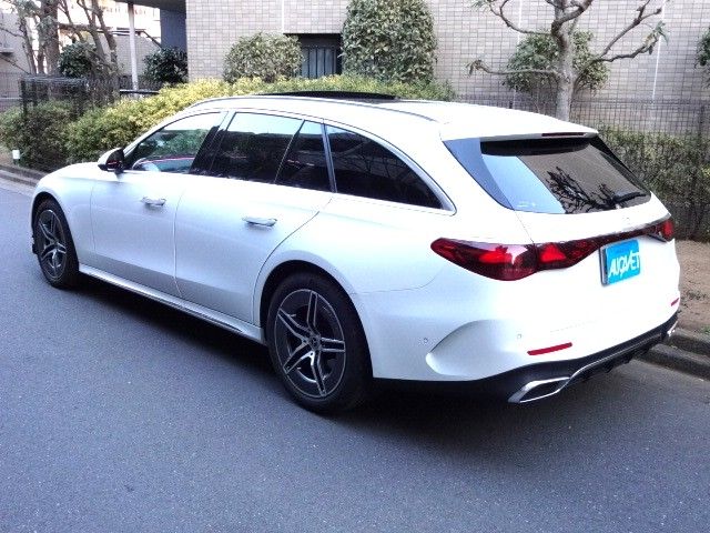 MERCEDES BENZ E CLAS 2025 Image 31