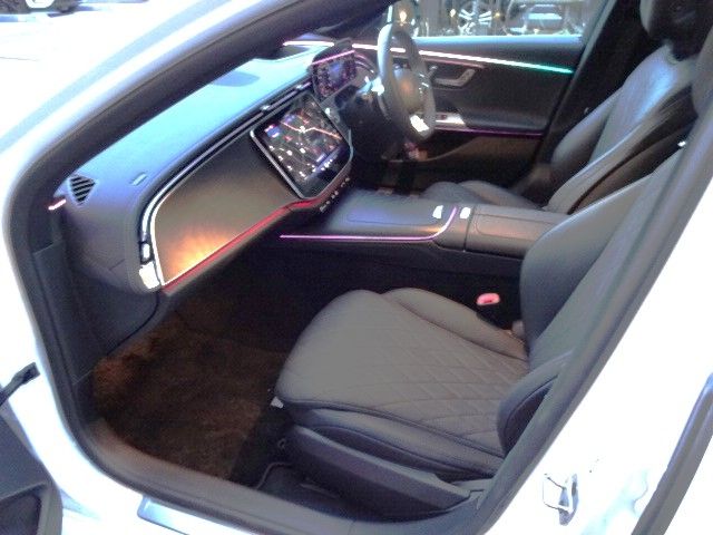 MERCEDES BENZ E CLAS 2025 Image 31