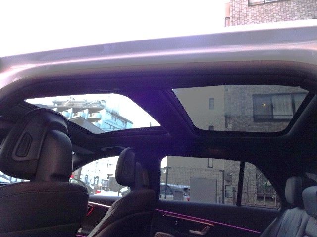 MERCEDES BENZ E CLAS 2025 Image 31