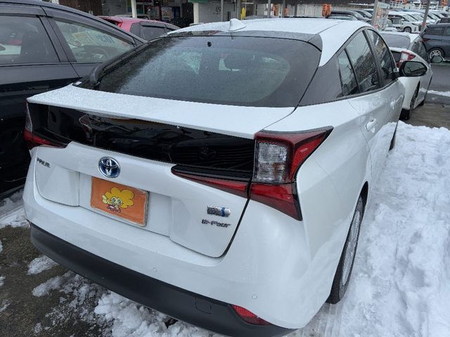 TOYOTA PRIUS 4WD 2022 Image 31